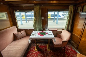 WLS kormányzati szalonkocsi utastere 3