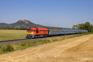M62 116 + telikék szerelvény