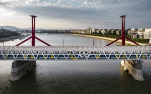 Déli összekötő híd