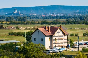 Esztergom-Kertváros pályaudvar
