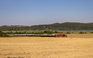 M62 127 + kormányzati kocsik