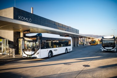 Komlói új buszok