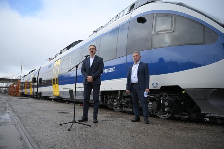 Kerékgyártó József és Krisztián Árpad.jpg