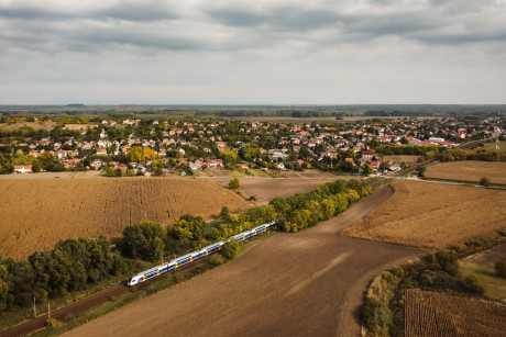 KISS vonat a szolnoki vonalon