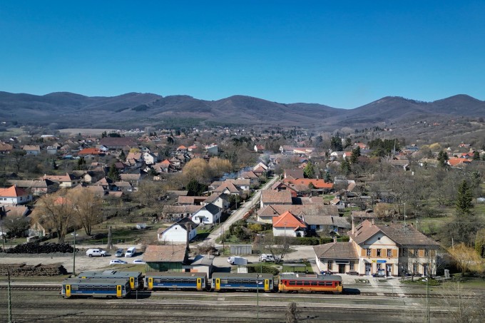 Szombattól újra a teljes vonalon közlekednek a vonatok Vác és Balassagyarmat között