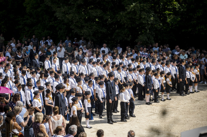 155 ifjú gyermekvasutas sorakozott fel a fogadalomtételre Hűvösvölgyben.