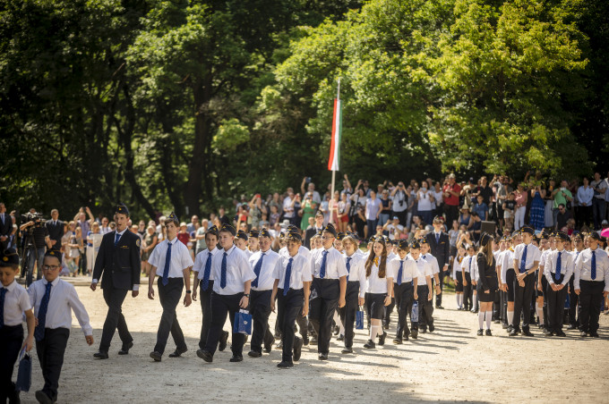 A most felavatott gyermekvasutasok a 2023/24-es tanévben indított képzéseken végeztek.