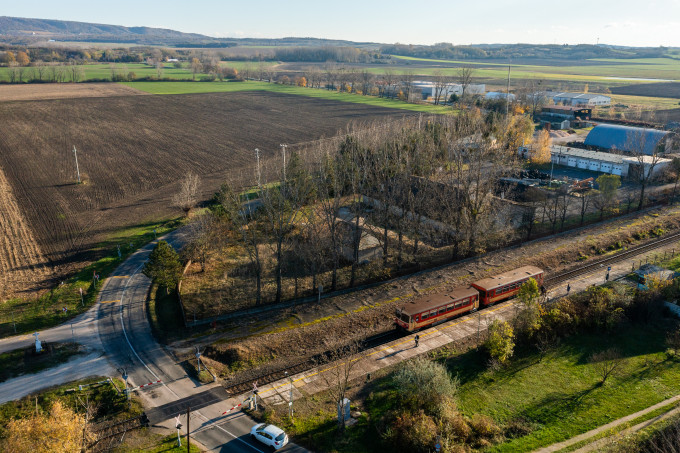 Komárom-Székesfehérvár vonalon már közlekednek a személyvonatok 