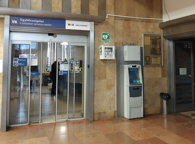 Defibrillátor segíti az életmentést Debrecenben