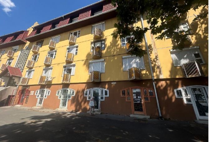 Kaposvár Berzsenyi utca 28-30 fogadószint 4-8