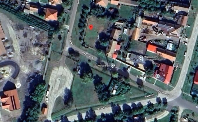 5650 Mezőberény, Vásártér utca 9.