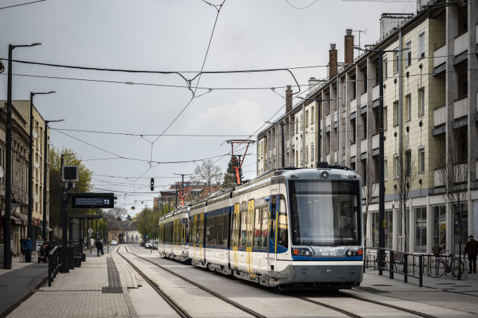 Tram-train a hódmezővásárhelyi Kossuth téren