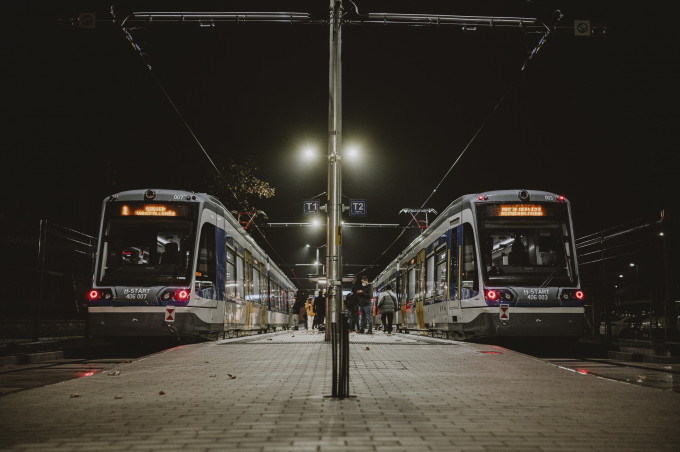 Tram-train végállomás Hódmezővásárhely vasútállomásnál