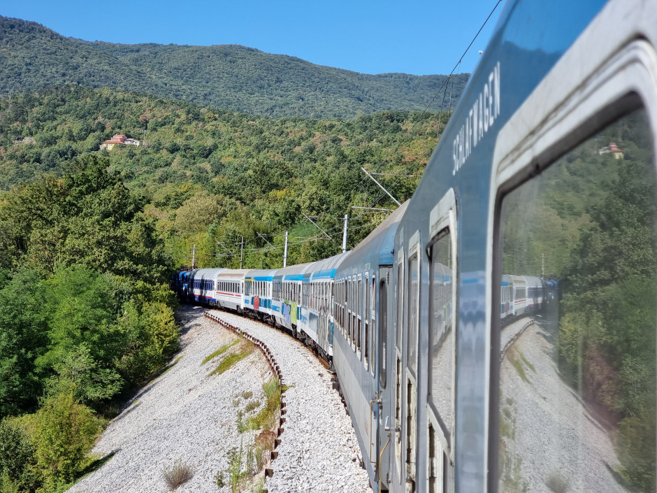 Retro Istria Expressz - Ljubljanán át a népszerű Istria-félszigeten található tengerparti üdülőhelyekre átszállás nélkül Budapestről: Koper [Capodistria], Abbázia [Opatija], Rijeka [Fiume], egyszeri átszállással: Póla [Pula], Dalmácia és a Krk-sziget